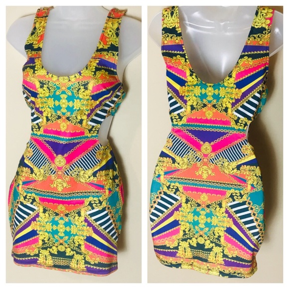 Bodycon Pattern Dress - Picture 1 of 6